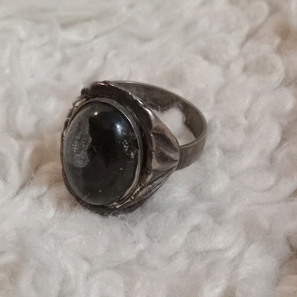 Other - Elegant Black Stone Silver Ring